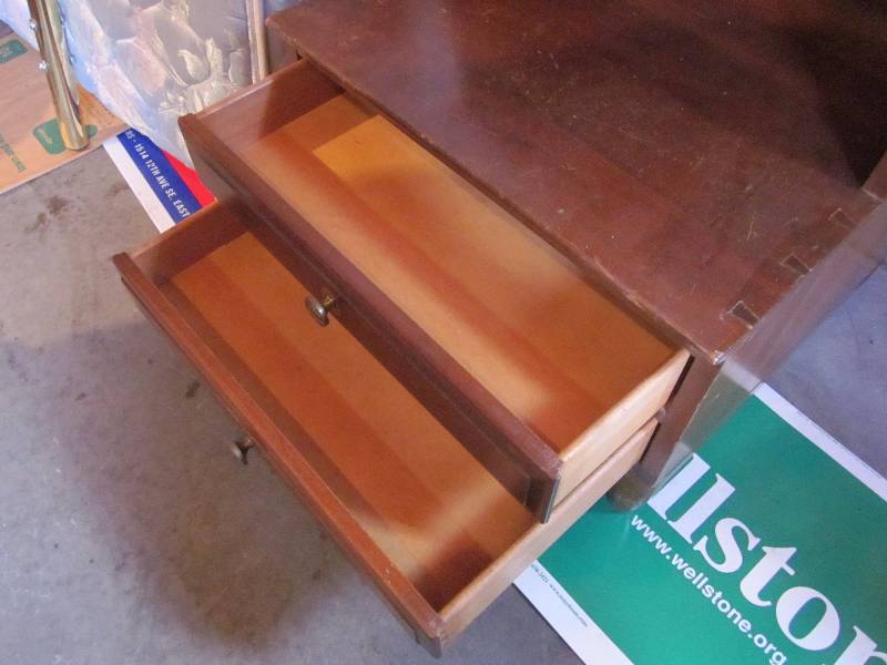 Cherry Night Stand