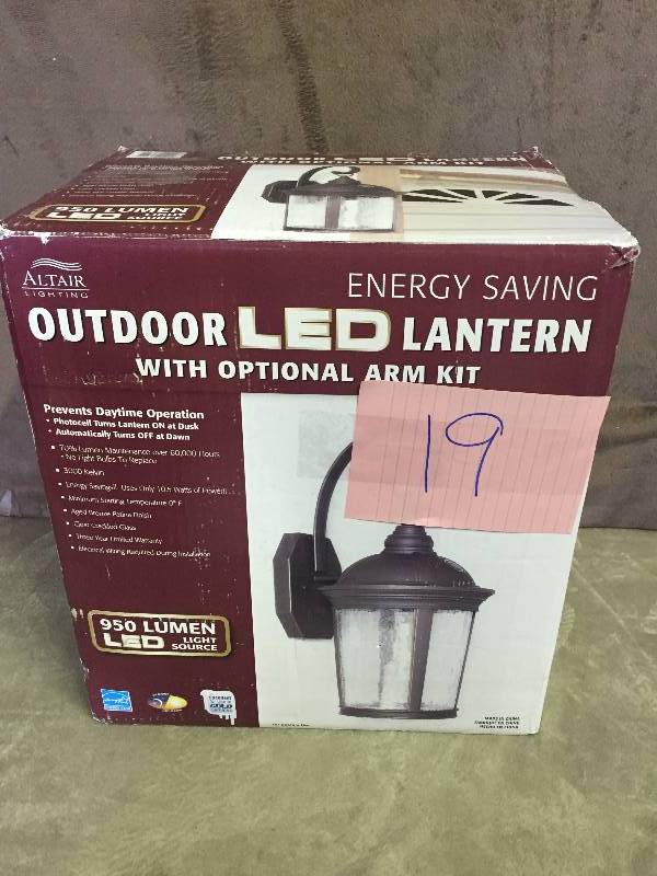 lot 19 image: Altair Outdoor LED Lantern