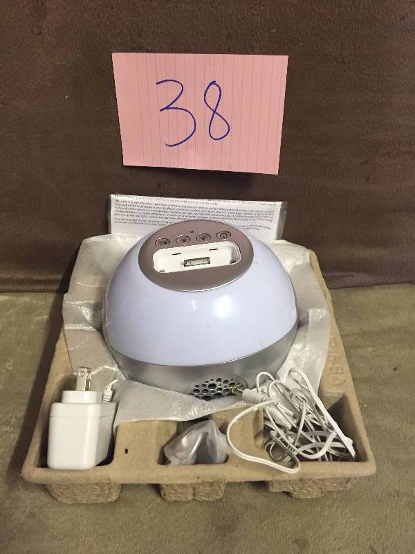 lot 38 image: iHome iP15WXC Color Changing 30-Pin iPodiPhone Speaker Dock
