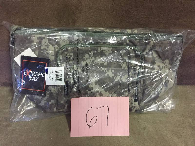 lot 67 image: Extreme Pak Digital Camo Water-Resistant, Heavy-Duty Cooler Bag LUCOOLD New