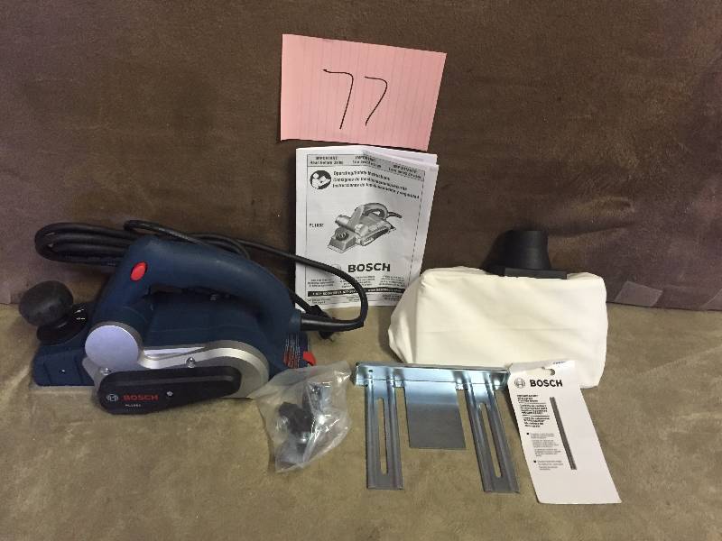 lot 77 image: Bosch 6 Amp 3-14 in. Corded Planer in Like New Condition