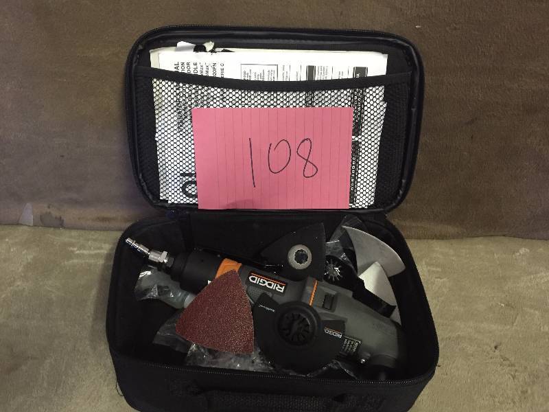 lot 108 image: JobMax Pneaumatic Multi Tool Starter Kit