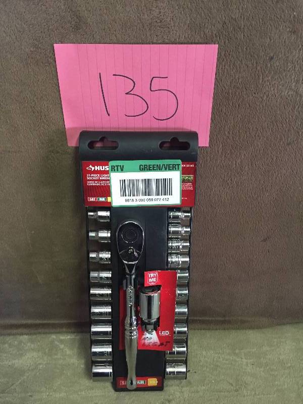 lot 135 image: Husky 38 in. Drive SAE Standard Illuminator (21-Piece)