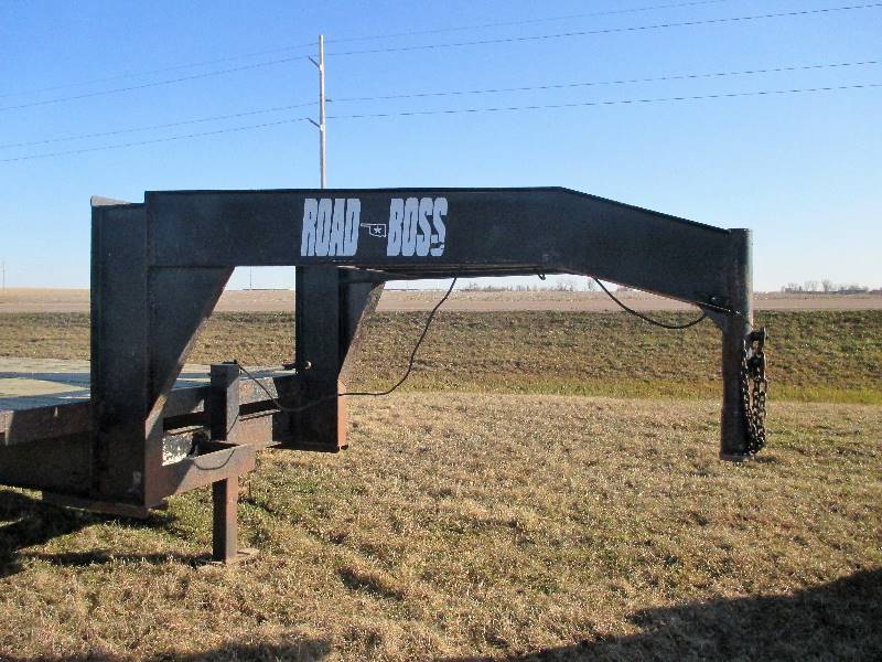 1997 24 Road Boss Gooseneck Trailer