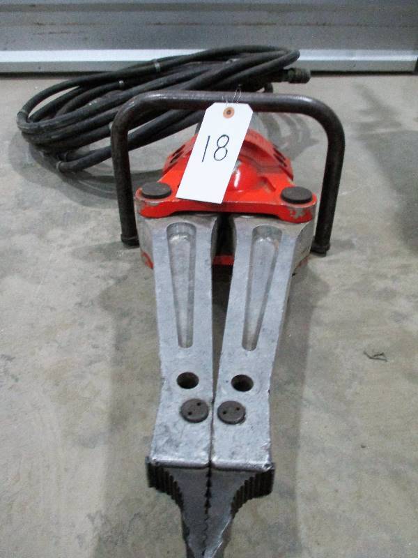 Holmatro Hydraulics Jaws of Live Spreader