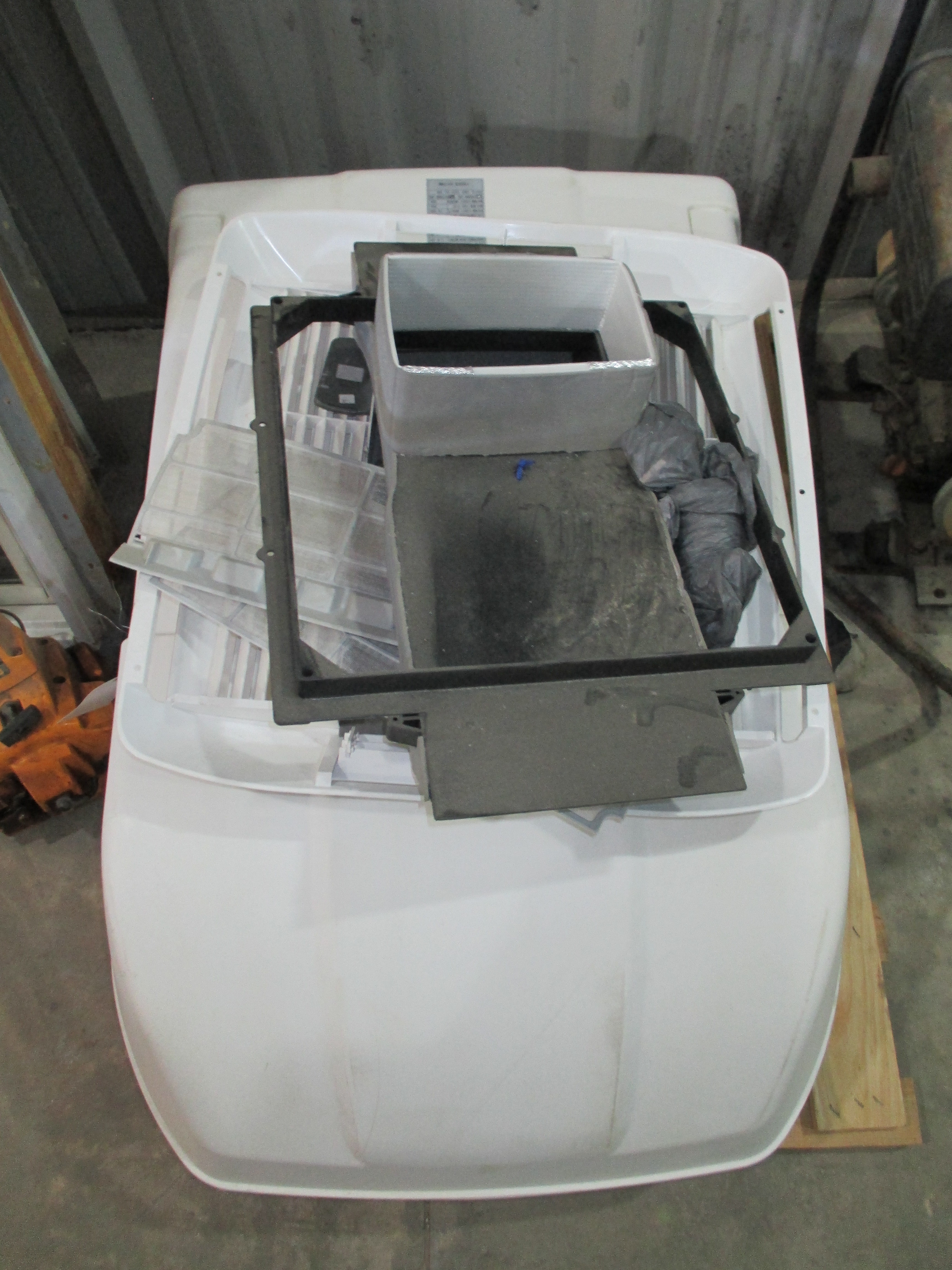 Atwood Air Command RV Roof Air Conditioner
