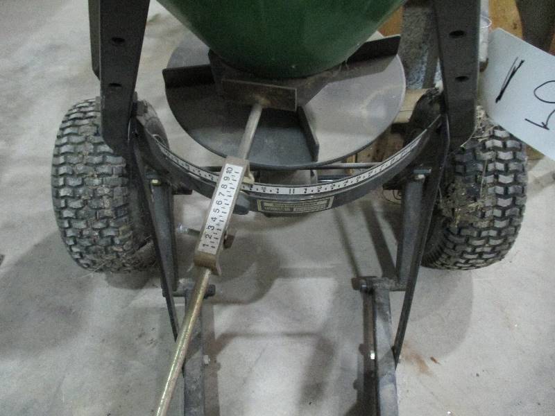 Fronteer Large Hopper Seeder