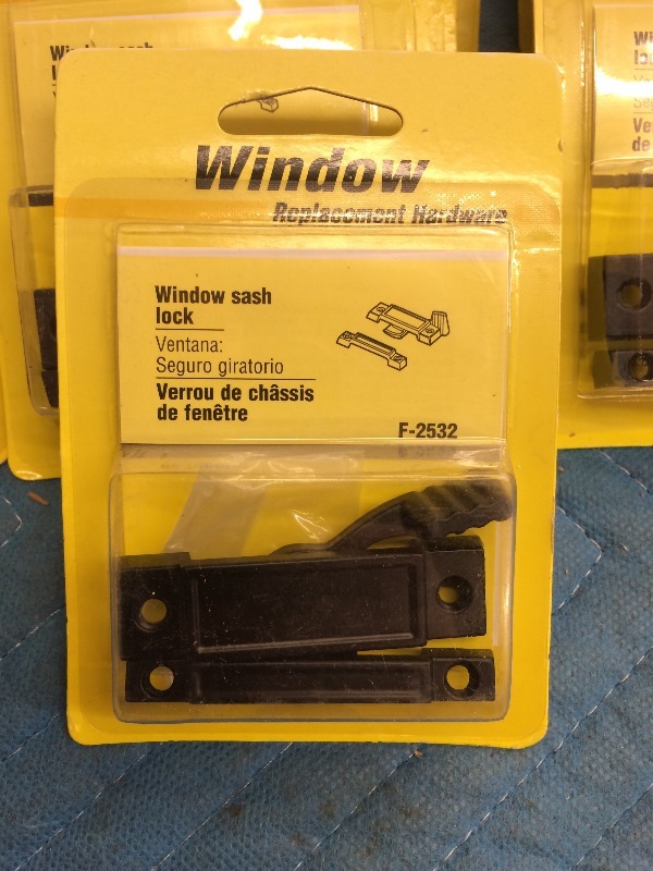 lot 35 image: Window Replacement Hardware   Sash Lock  - NEW - Lot of 15