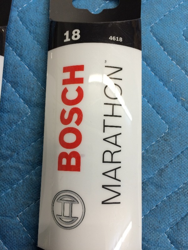 lot 69 image: 18 Bosch Marathon #4618 Quality Wiper Blades - Lot of 4   New Product