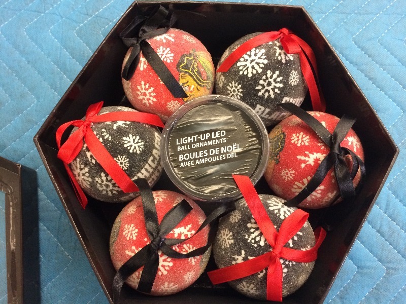 lot 96 image: Chicago Blackhawks   Light-up LED Ball Ornaments   NEW