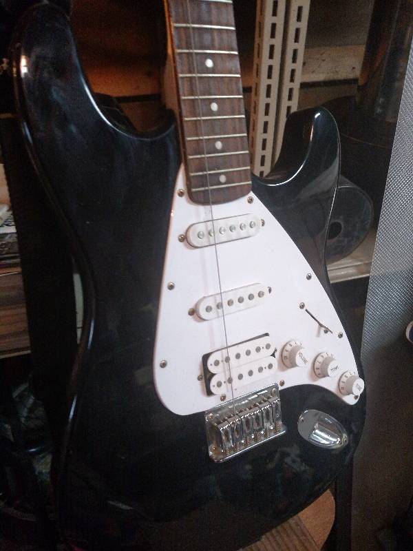 Electric guitar