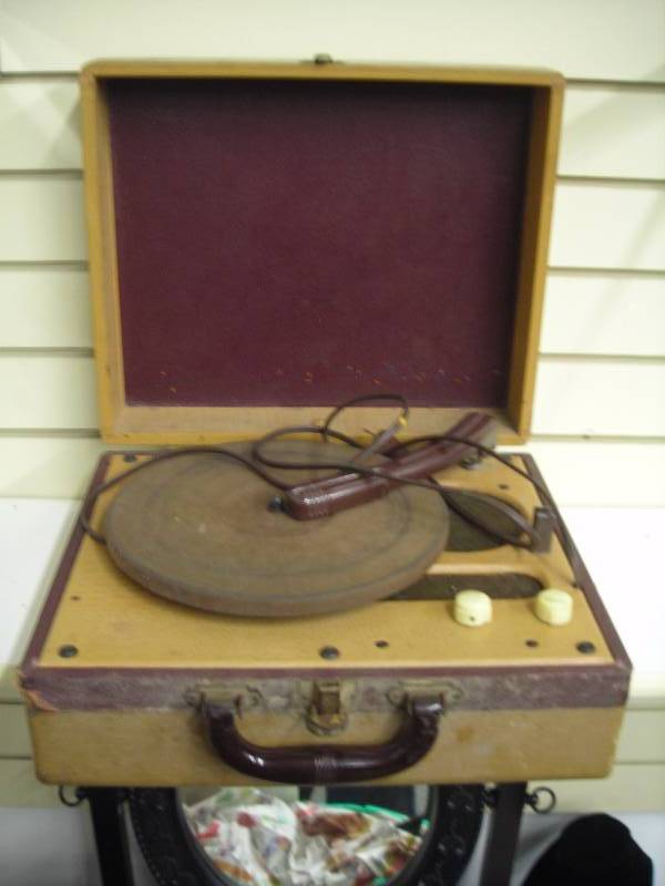 Montgomery Wards Vintage Phonograph