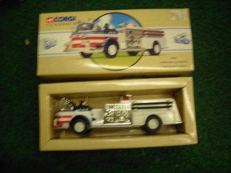 American La France Pumper-Vero Beach Fire Service Truck By Corgi New In Box