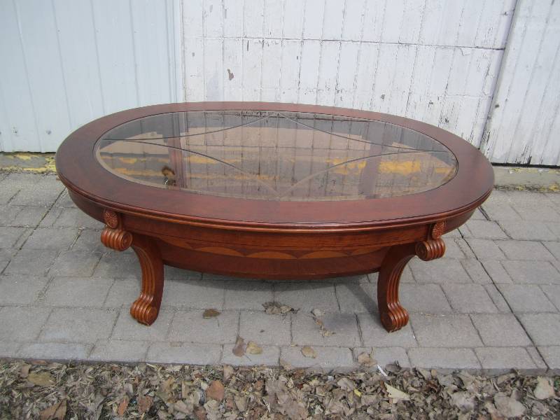 Glasstop coffee table 50 x 35 x 20...