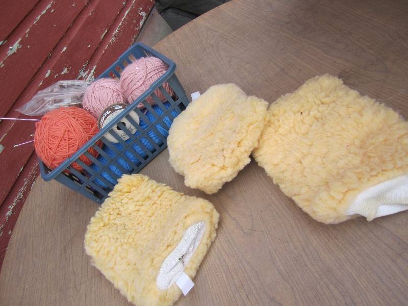 knitting materials and yarn with ne...