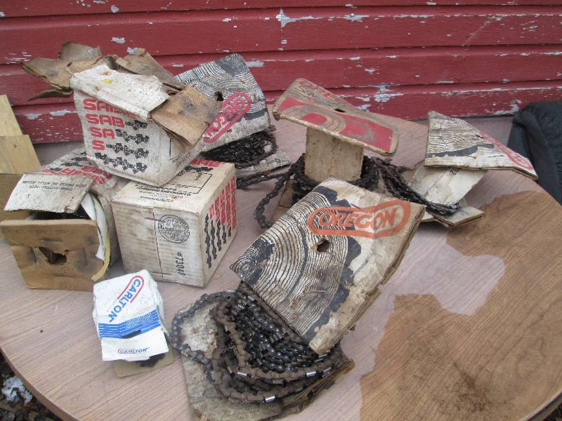 lot of chainsaw replacement chain ...