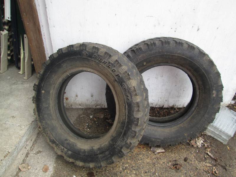 2 dunlot A78-13P15580D-13 tire ...