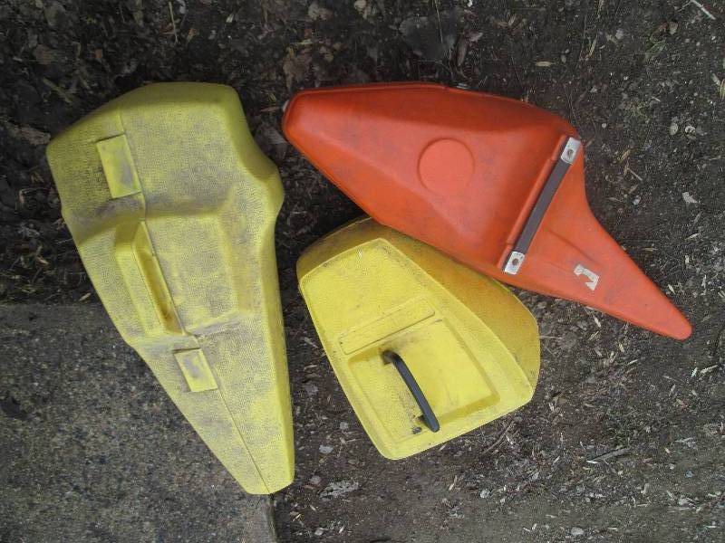 lot of 3 empty chainsaw cases ...