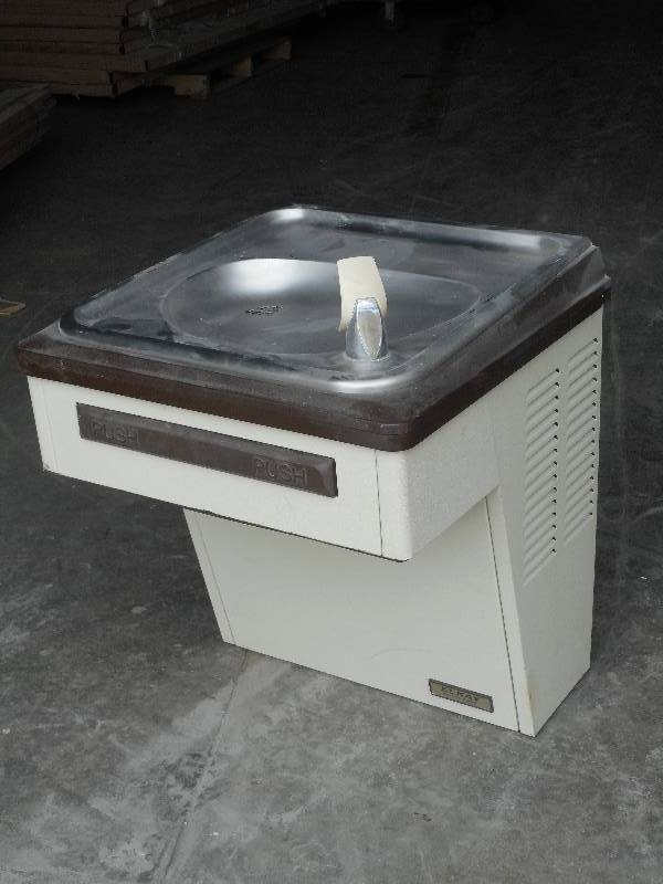 Elkay Wall-Mount Drinking Fountain ...