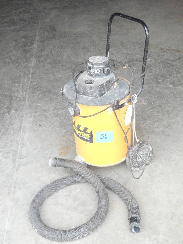 Shop-Vac 10-Gallon 6HP WetDry Vac ...
