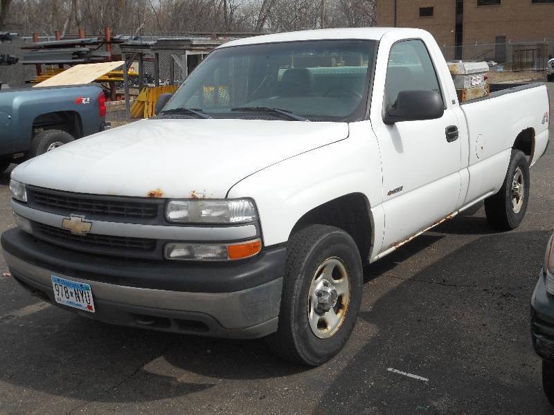 2001 Chevrolet Silverado 1500, 8ft ...