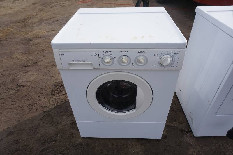 GE Washer & Dryer Set