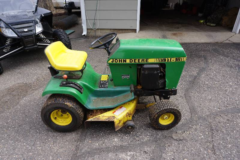 1983 John Deere Model 116 Garden Tractor Lawn Mower | International ...