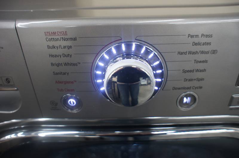 lot 7 image: LG Washer - Model # (WM4270HVA)