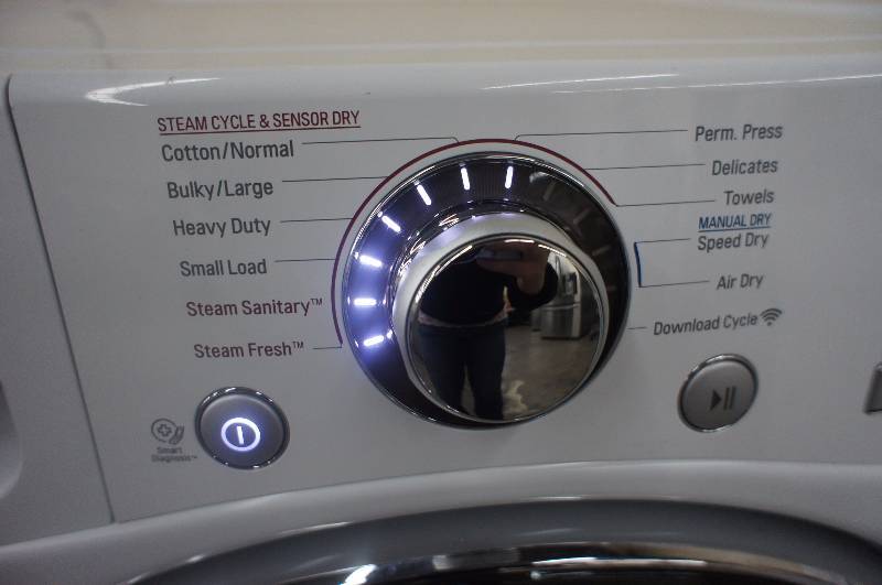 lot 10 image: LG Gas Dryer  - Model # (DLGX3571W)