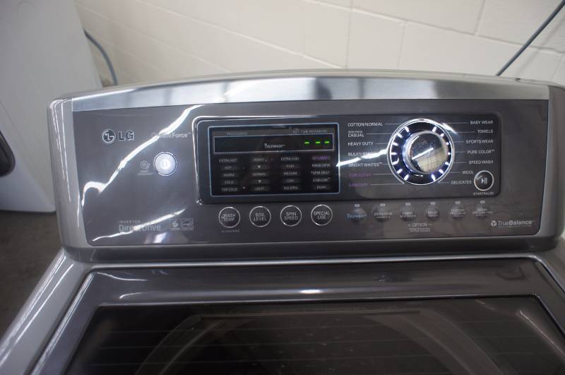 lot 12 image: LG Washer- Model # (WT5170HV)