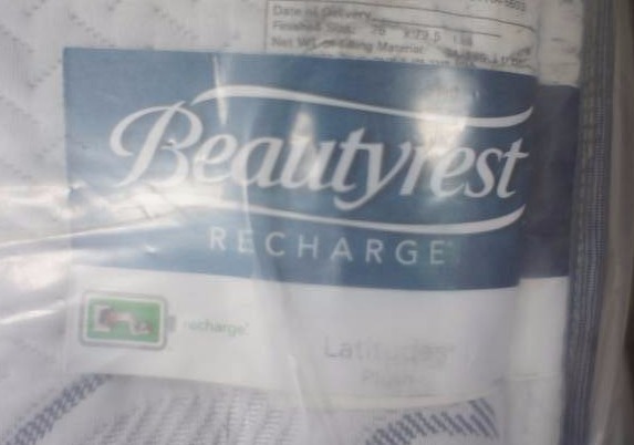 lot 32 image: Simmons Beautyrest King Latitudes Plush Tight-top Mattress