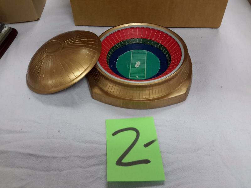 Super Bowl 36 New Orleans Super Dome Model