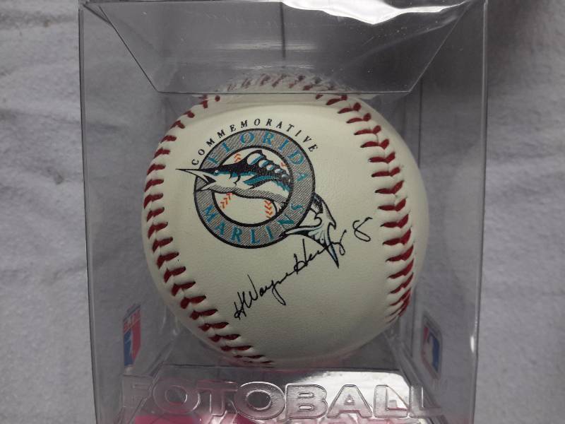 3, Rawlings, OFFICIAL AMERICAN League Baseballs,, 1 Florida Marlins Collector baseball.