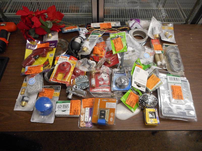 PLUMBING ELECTRICAL HANDYMAN LOT OF GOODIES