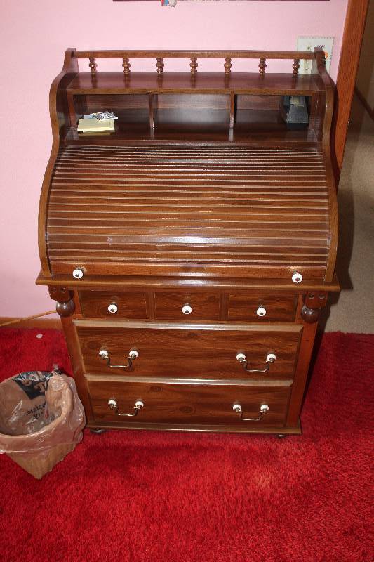 5-Drawer Roll Top Desk