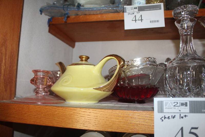 Shelf Lot of Miscellaneous Glassware