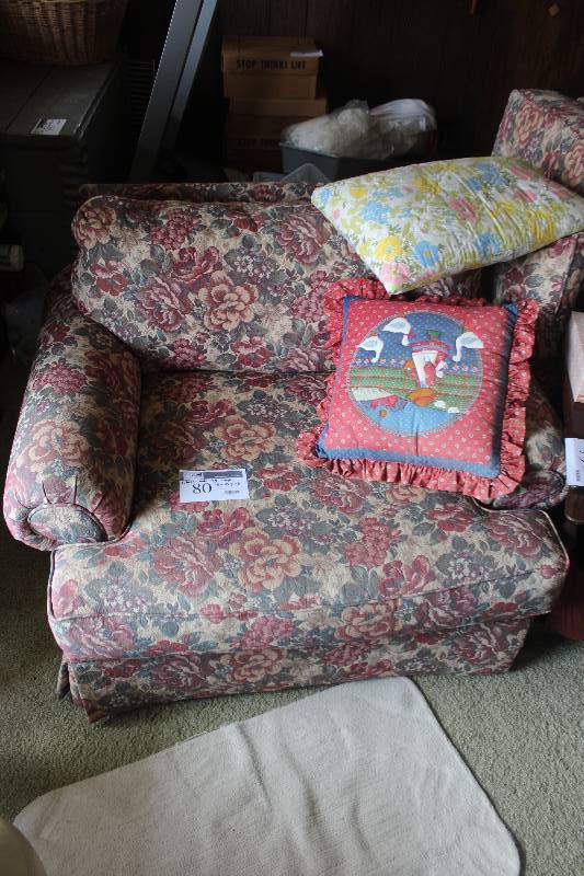 Living Room Chair With Leg Rest