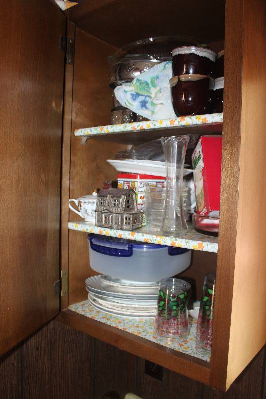 Cabinet Lot of Kitchen Wares
