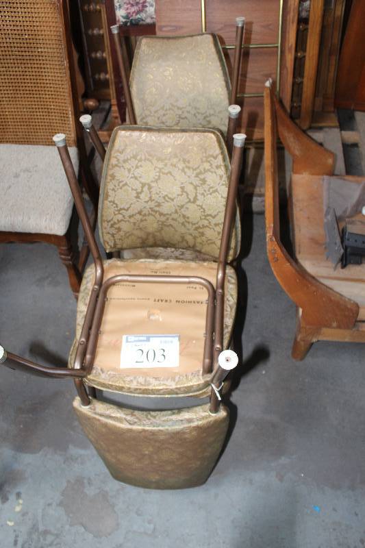 lot 203 image: Lot of (4) Chairs
