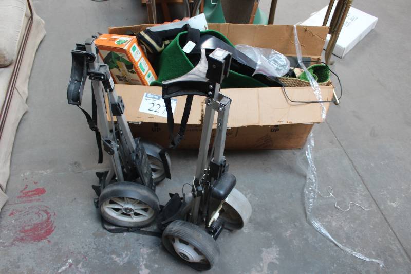 lot 227 image: Shelf Lot of Golf Equipment