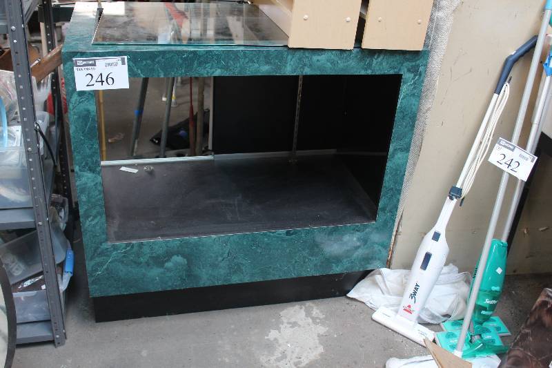 lot 246 image: Shelf