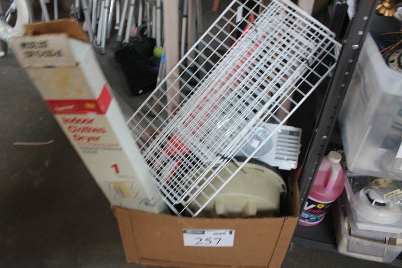 lot 257 image: Indoor Close Dryer