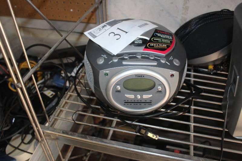 lot 31 image: Timex Digital Alarm Clock Radio CD Player