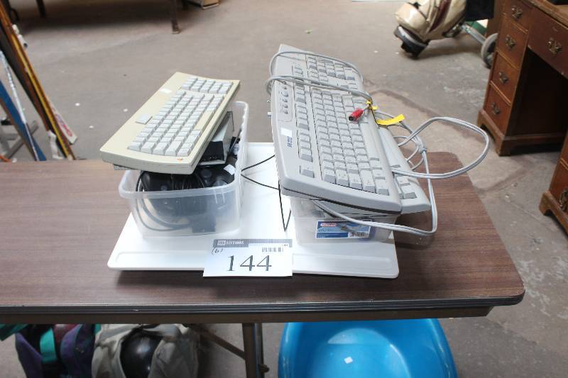 lot 144 image: Lot of (6) Computer Keyboard, Mouse