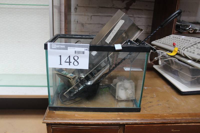 lot 148 image: Aquarium Equipment