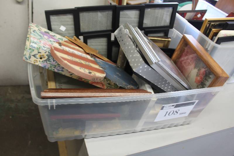 lot 108 image: Box Lot of Various Picture Frames