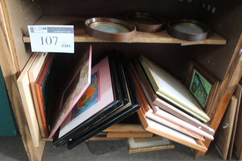 lot 107 image: Box Lot of Various Picture Frames