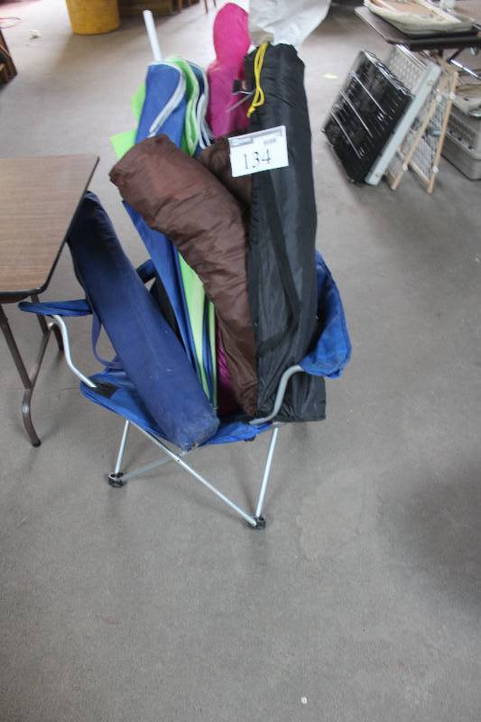 lot 134 image: Lot of (7) Folding Chairs