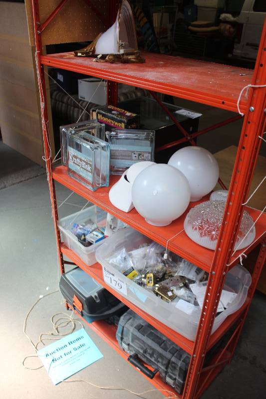 lot 179 image: Contents of Shelf