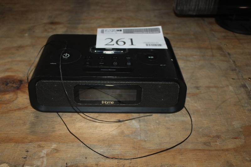 lot 261 image: iHome iPod Docking Clock Radio